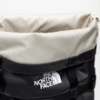 The North Face Commuter Rolltop hátizsák TNF Black Tnf Black The North Face Commuter Rolltop hátizsák TNF Black Tnf Black